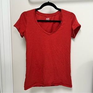Victoria’s Secret PINK rusty orange perfect v neck shirt